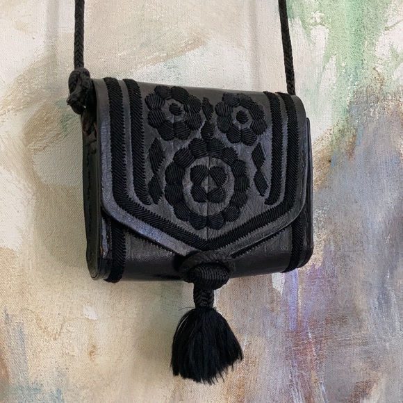Hand made in morocco Handbags - VINTAGE 5” x 5” crossbody bag hand made in Morocco leather, silk embroidered